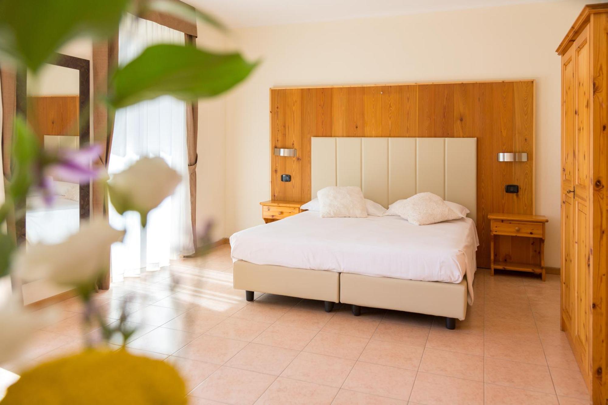 Agritur Eden Marone Villa Riva del Garda Eksteriør billede