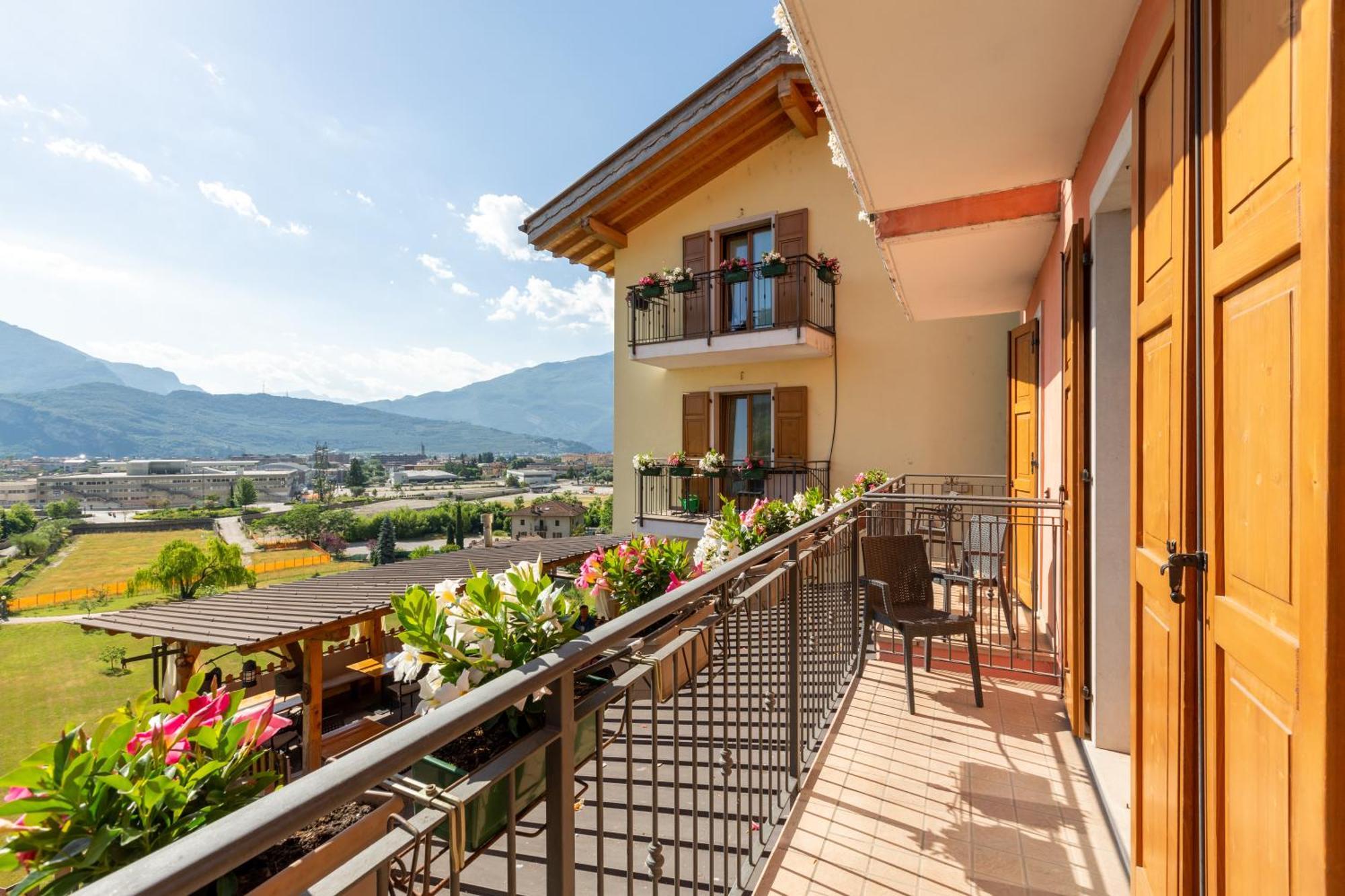 Agritur Eden Marone Villa Riva del Garda Eksteriør billede